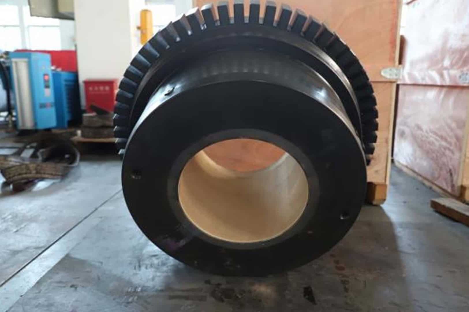 Gear after laser cladding with restored surface and improved wear resistance